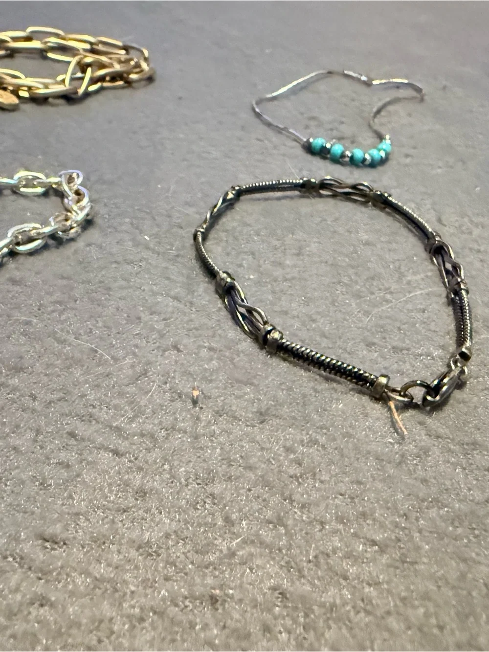 Assorted Women's Beaded and Chain Bracelet Set - Mixed Colors